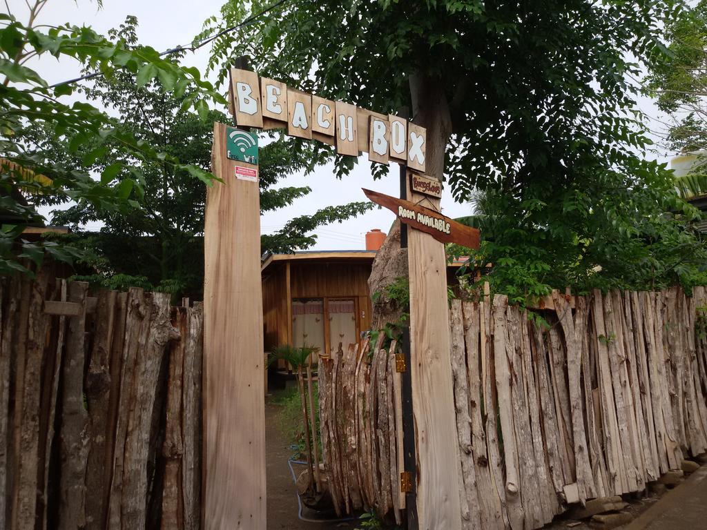 Beach Box Bungalow Джили Трауанган Екстериор снимка