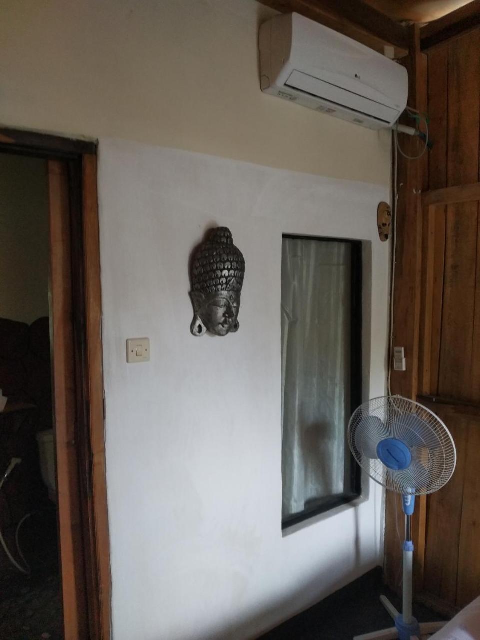 Beach Box Bungalow Джили Трауанган Екстериор снимка